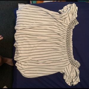American Eagle off the shoulder top